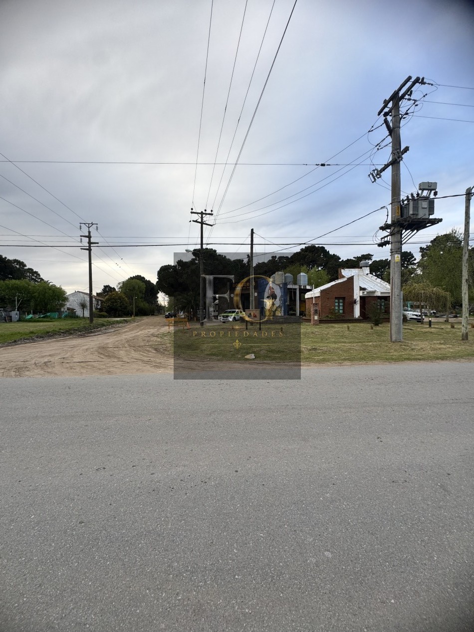 LOTE EN VENTA DE 575,85 M2, ESQUINA 2 Y LOS ALELIES -COSTA DEL ESTE-