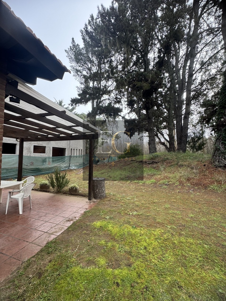 Las Rosas fondo