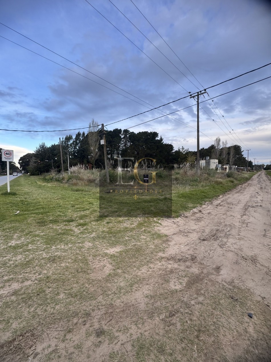 LOTE EN VENTA DE 575,85 M2, ESQUINA 2 Y LOS ALELIES -COSTA DEL ESTE-